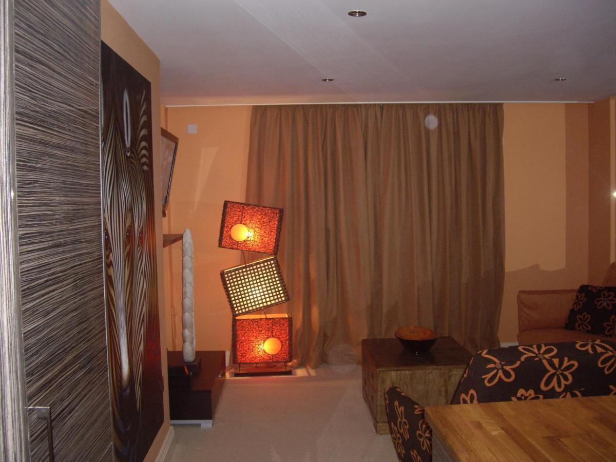 Portland Apartments Cheltenham Phòng bức ảnh